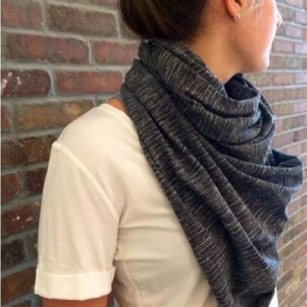 Lululemon Vinyasa Scarf/Wrap